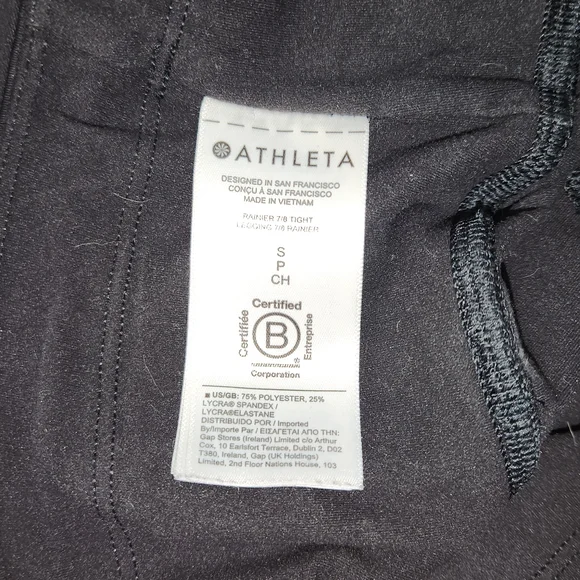 ATHLETA || Black Ankle Cropped Leggings - Picture 8 of 10